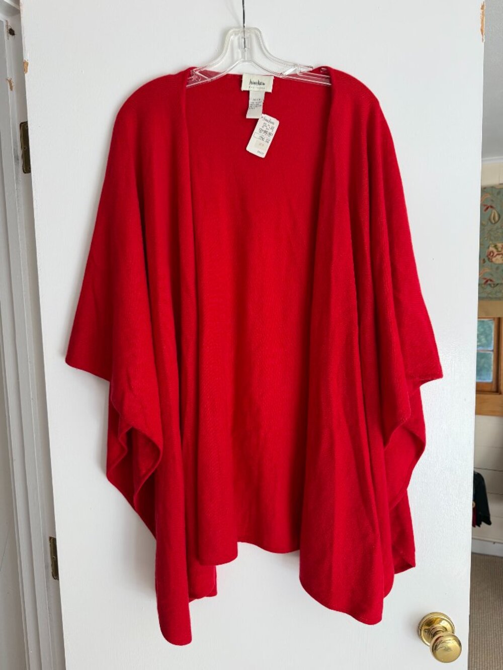 Neiman Marcus: Red Cashmere Wrap; New with Tags: One Size